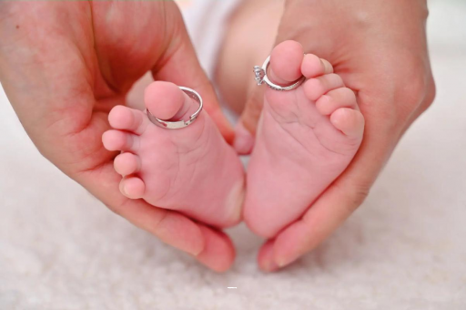 南漳几个月宝宝可以枕枕头